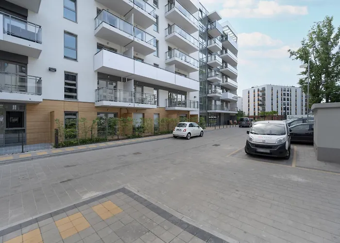 Elegant Apartment With Parking On Kepa Mieszczanska Wroclaw By Renters Prestige