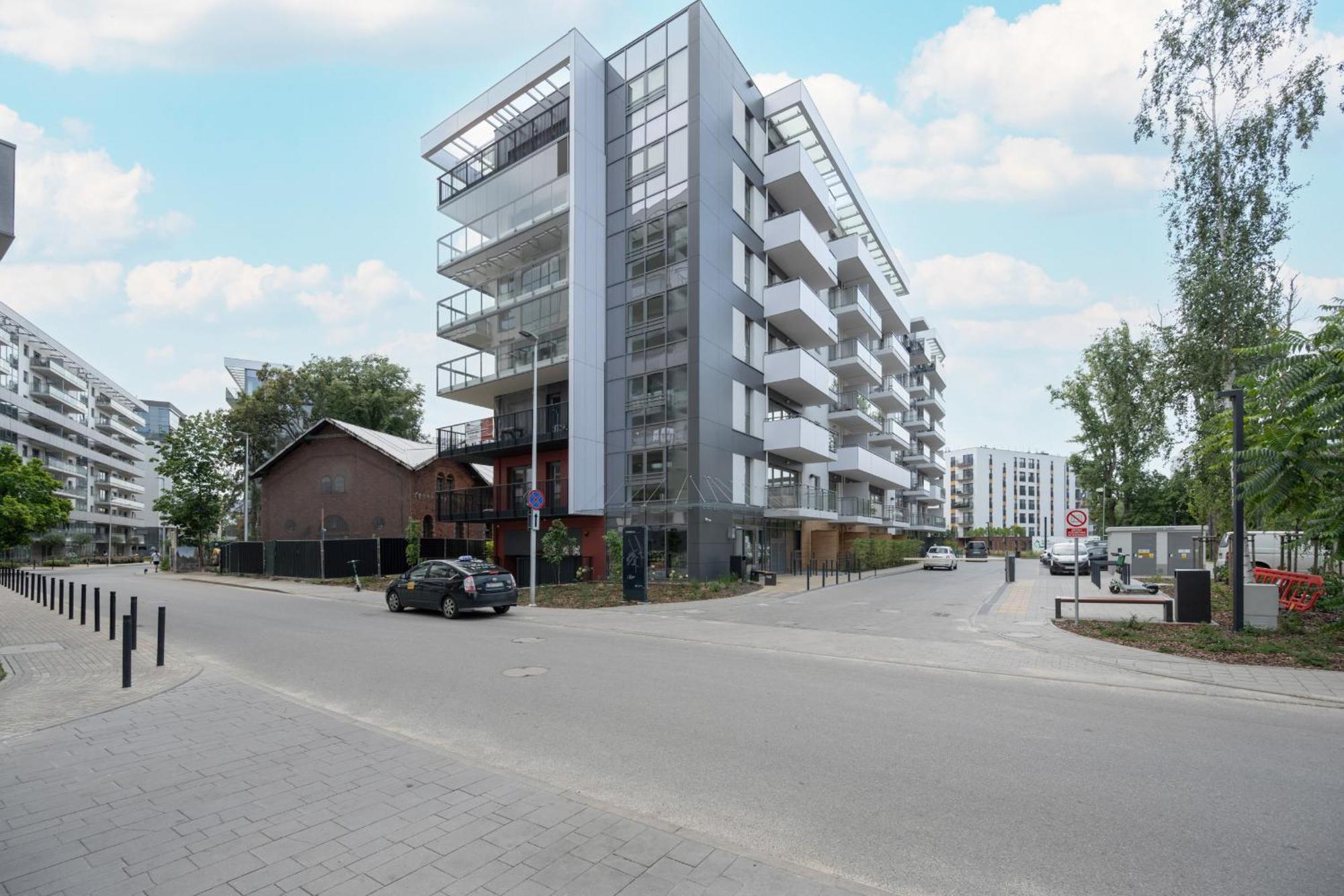 Elegant With Parking On Kepa Mieszczanska By Renters Prestige *