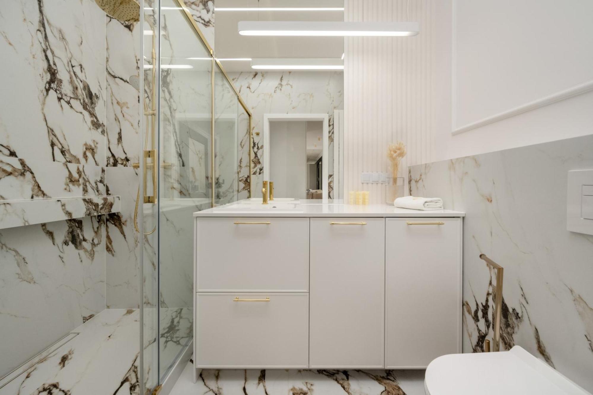 Elegant With Parking On Kepa Mieszczanska By Renters Prestige Apartment *