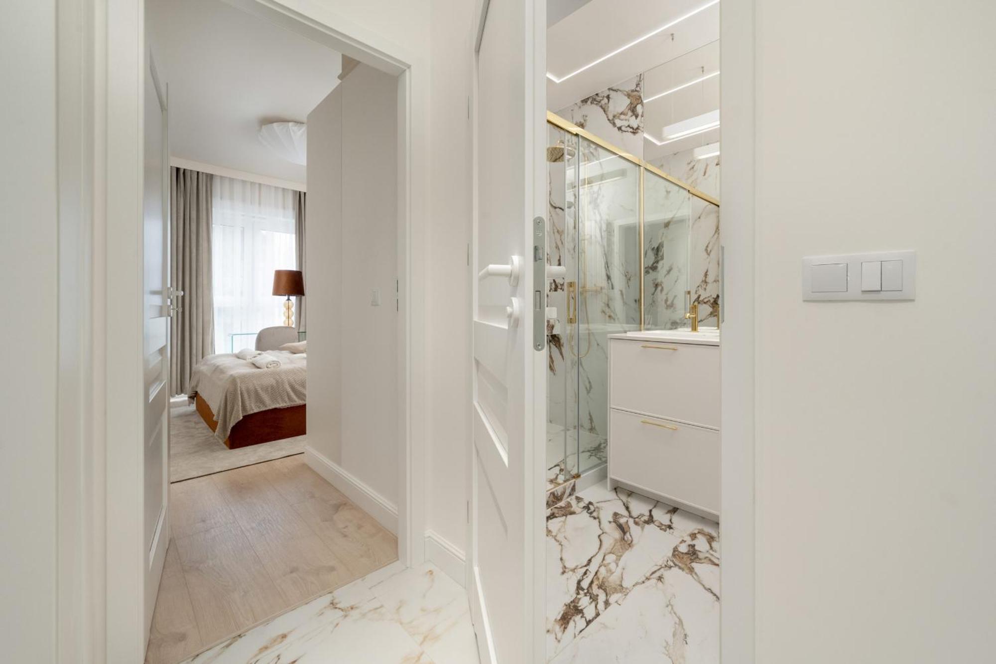 Apartment Elegant With Parking On Kepa Mieszczanska By Renters Prestige *